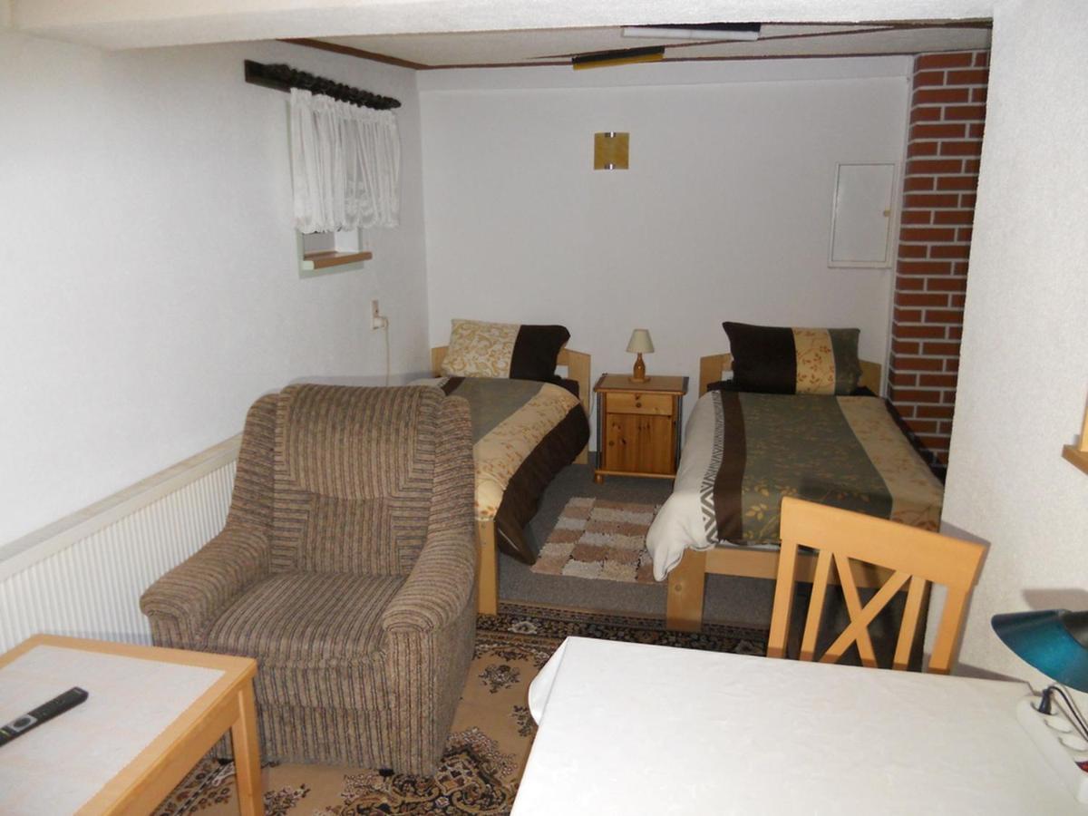 Familienpension Erfurt Extérieur photo