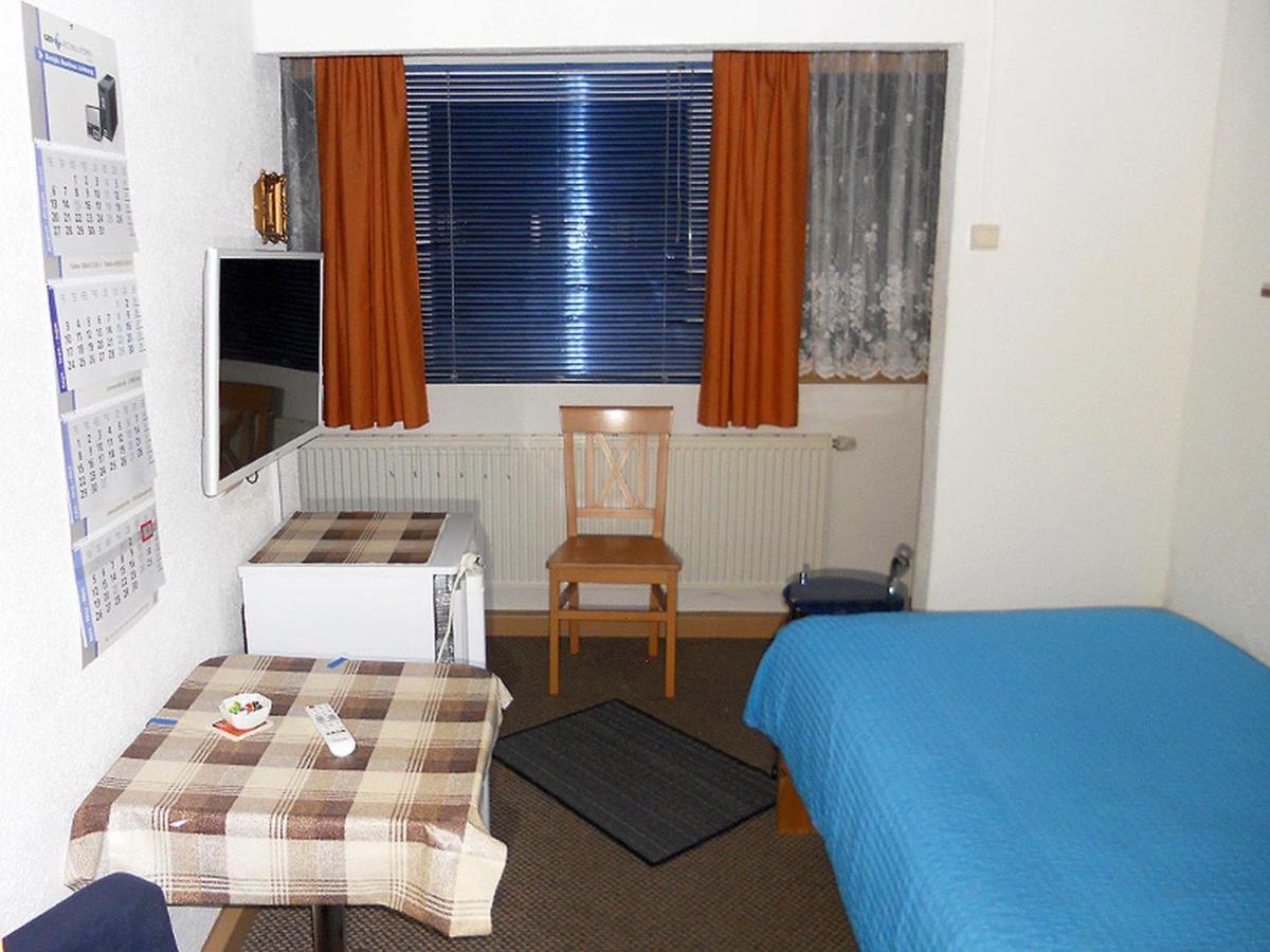 Familienpension Erfurt Extérieur photo