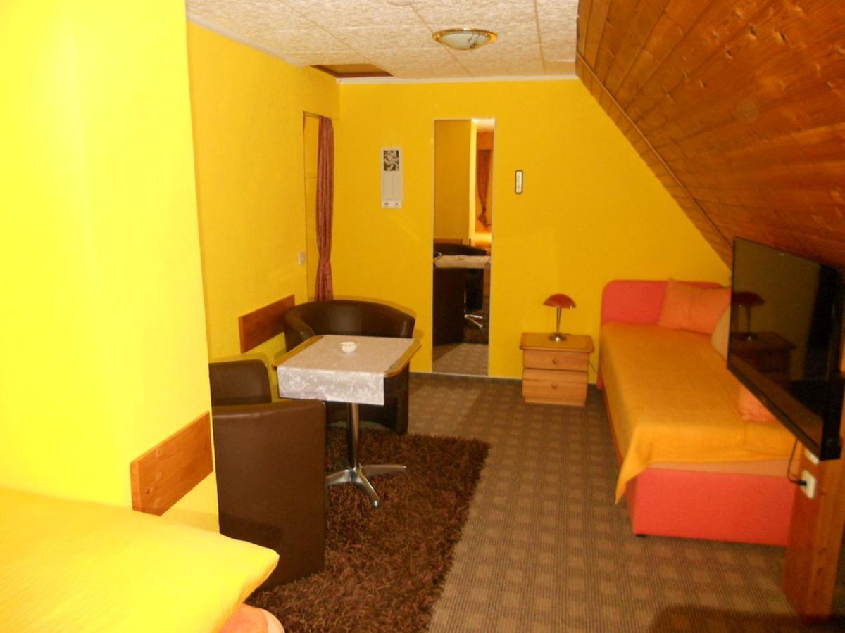 Familienpension Erfurt Extérieur photo