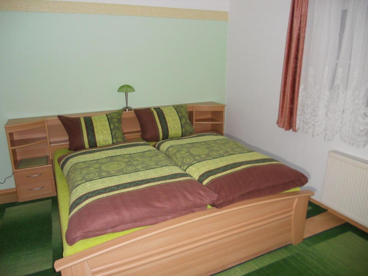 Familienpension Erfurt Extérieur photo